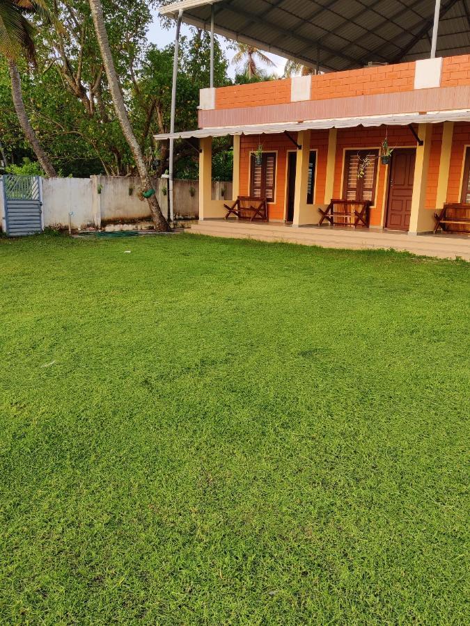 Appartement Wind &Waves à Kollam Extérieur photo